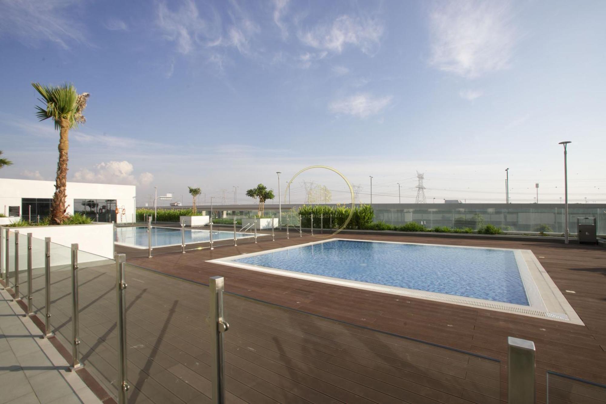 Standard 2Bhk Located In Azizi Riviera 46 دبي المظهر الخارجي الصورة